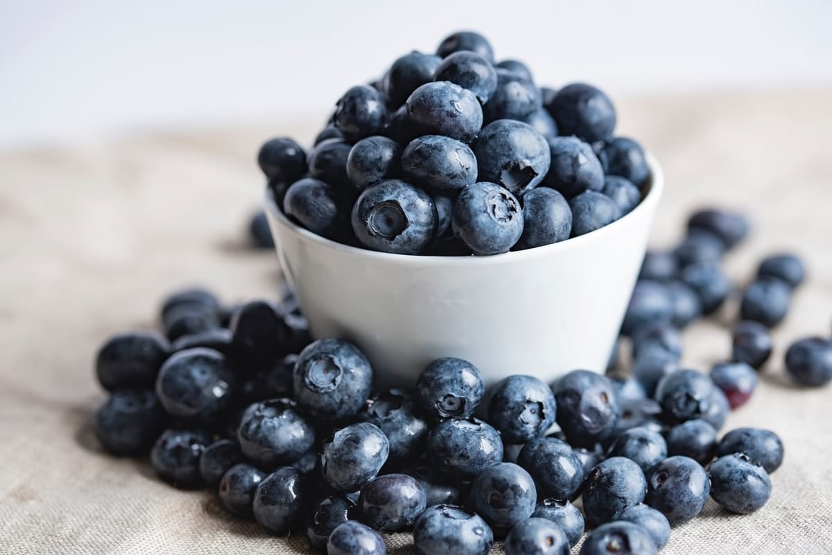 7 délicieux fruits bleus